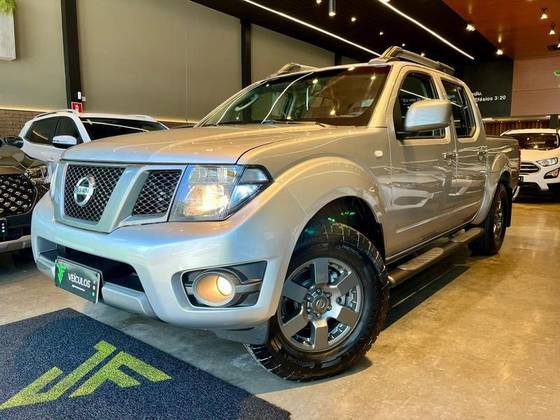 NISSAN FRONTIER 2.5 SV ATTACK 4X2 CD TURBO ELETRONIC DIESEL 4P MANUAL